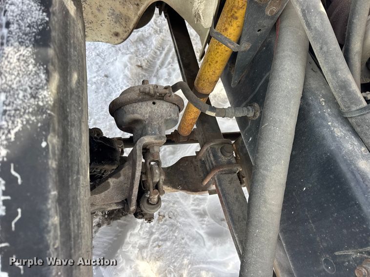 image for item EF2369 1996 Freightliner FL70 box truck