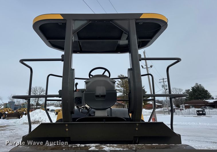 image for item EF2373 2016 Volvo DD120B double drum vibratory roller