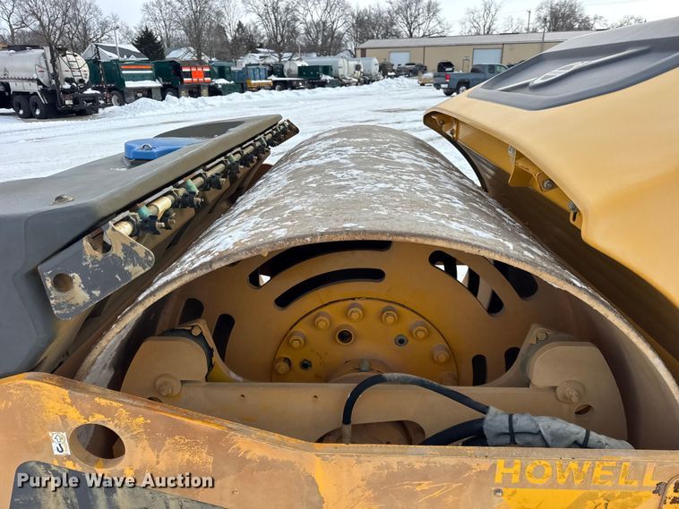 image for item EF2373 2016 Volvo DD120B double drum vibratory roller