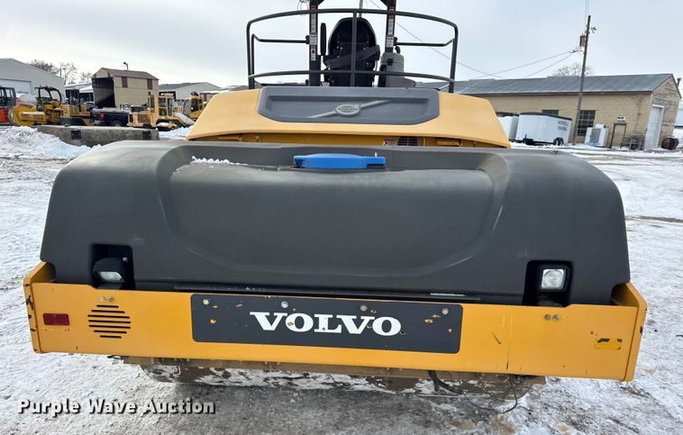 image for item EF2373 2016 Volvo DD120B double drum vibratory roller