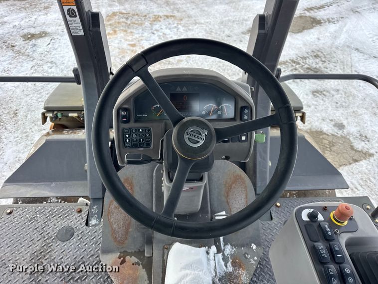 image for item EF2373 2016 Volvo DD120B double drum vibratory roller