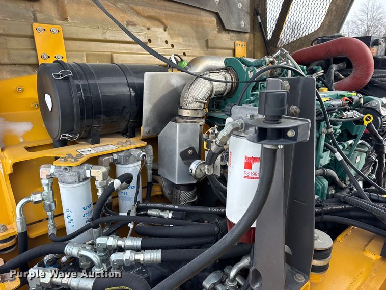 image for item EF2373 2016 Volvo DD120B double drum vibratory roller