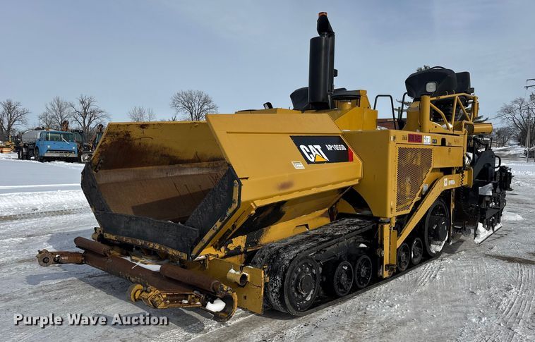 image for item EF2374 2010 Caterpillar AP1055D paver