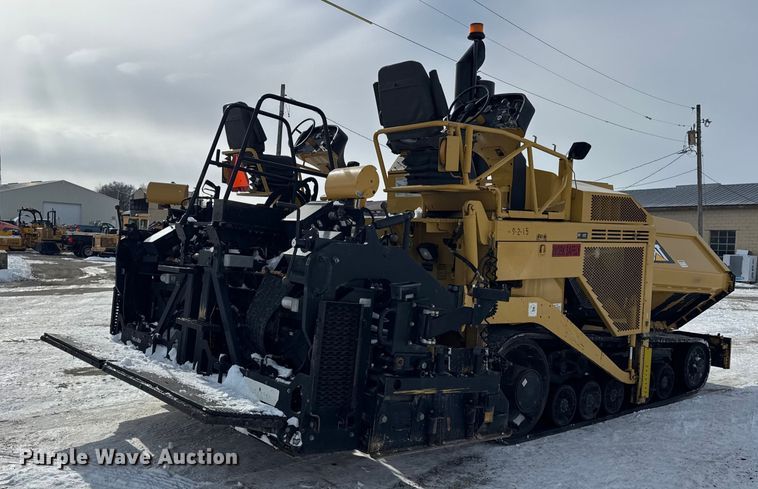 image for item EF2374 2010 Caterpillar AP1055D paver