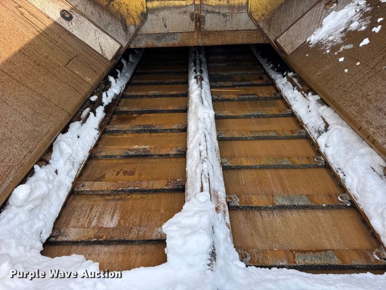 image for item EF2374 2010 Caterpillar AP1055D paver