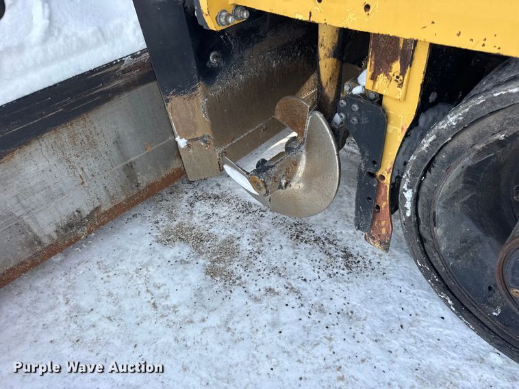 image for item EF2374 2010 Caterpillar AP1055D paver