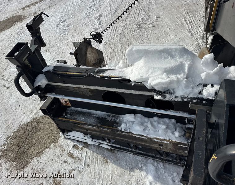 image for item EF2374 2010 Caterpillar AP1055D paver