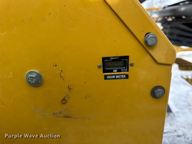 image for item EF2374 2010 Caterpillar AP1055D paver