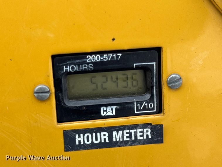 image for item EF2374 2010 Caterpillar AP1055D paver