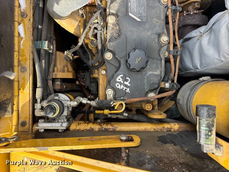 image for item EF2374 2010 Caterpillar AP1055D paver