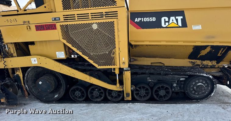 image for item EF2374 2010 Caterpillar AP1055D paver