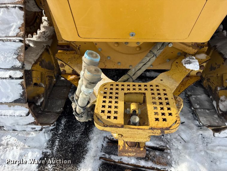 image for item EF2375 2008 Caterpillar D6N XL dozer