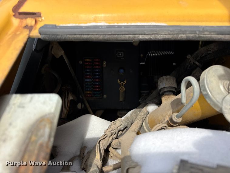 image for item EF2375 2008 Caterpillar D6N XL dozer