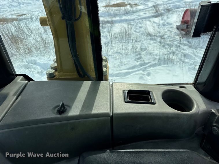 image for item EF2375 2008 Caterpillar D6N XL dozer