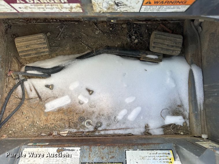 image for item EF2376 2008 Takeuchi TL140 skid steer loader