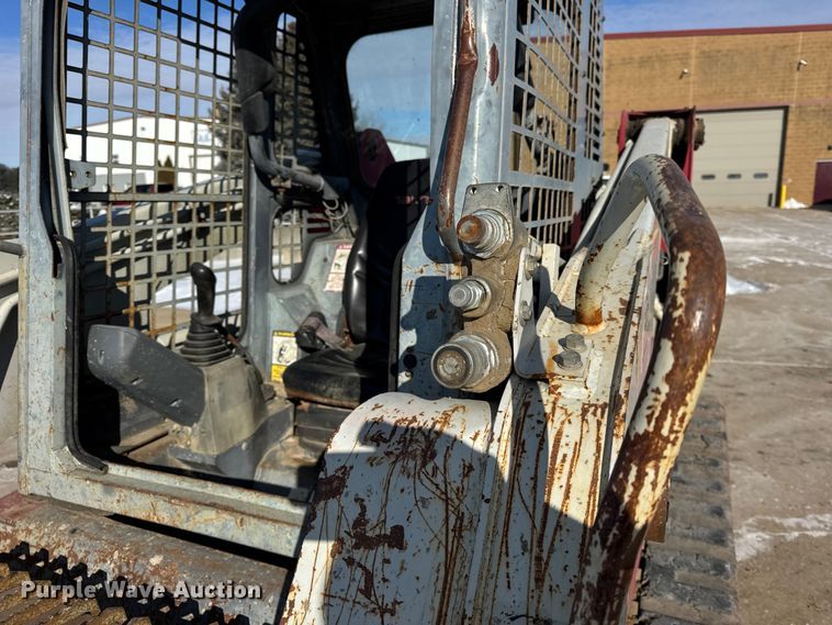 image for item EF2379 2006 Takeuchi TL140 skid steer loader