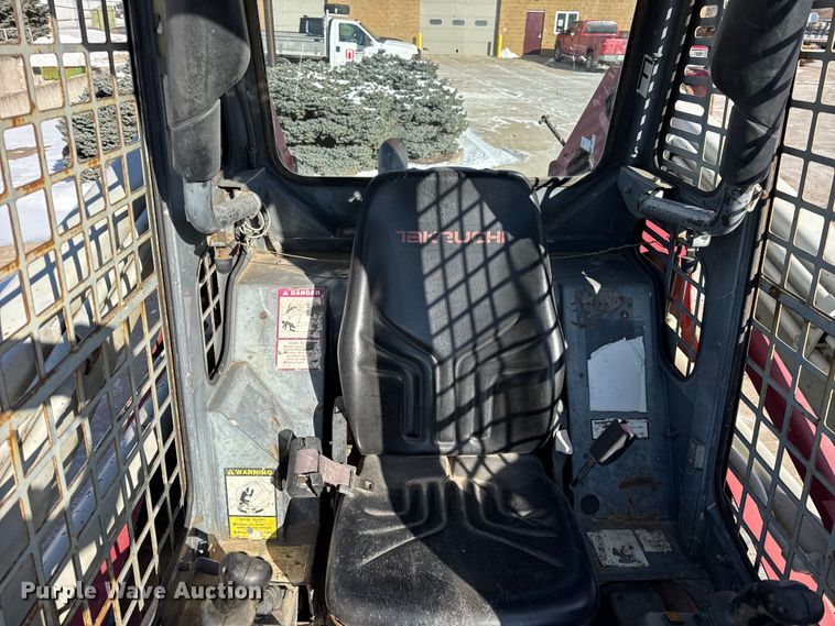 image for item EF2379 2006 Takeuchi TL140 skid steer loader
