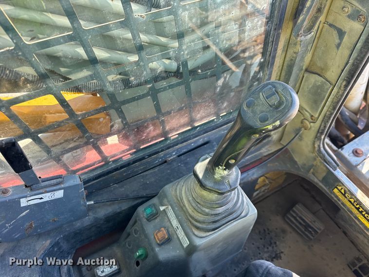 image for item EF2380 2008 Takeuchi TL240 skid steer loader