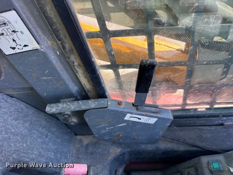 image for item EF2380 2008 Takeuchi TL240 skid steer loader