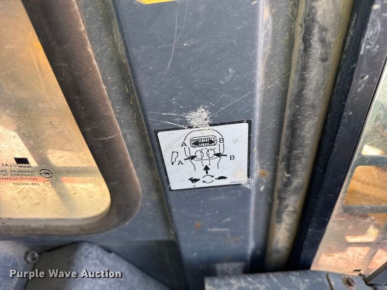 image for item EF2380 2008 Takeuchi TL240 skid steer loader