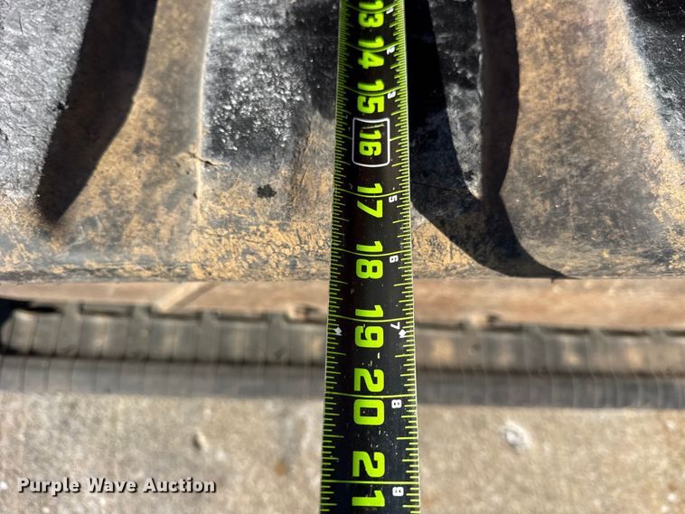 image for item EF2380 2008 Takeuchi TL240 skid steer loader