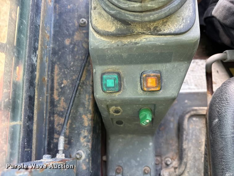 image for item EF2381 2007 Takeuchi TL140 skid steer loader