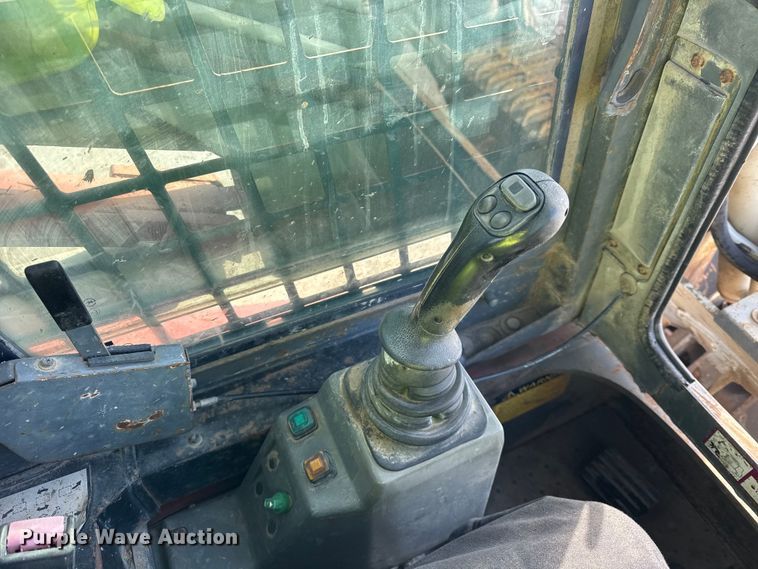 image for item EF2381 2007 Takeuchi TL140 skid steer loader