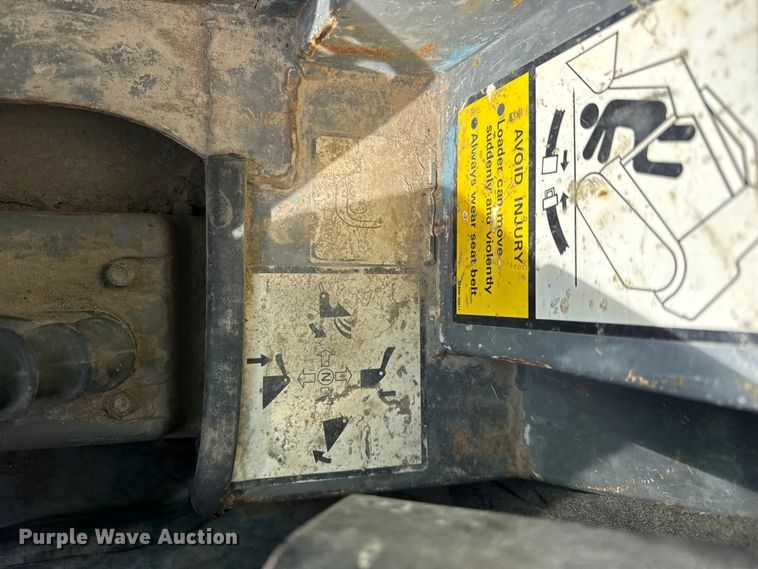 image for item EF2381 2007 Takeuchi TL140 skid steer loader