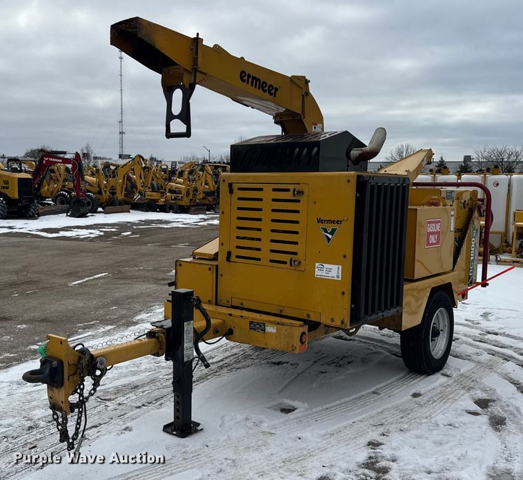 image for item EF2393 2024 Vermeer BC1800XL wood chipper