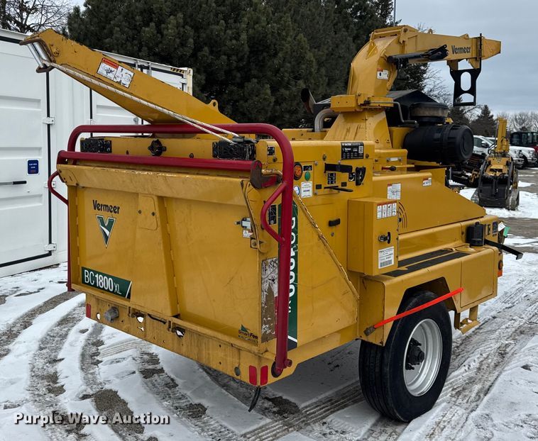 image for item EF2393 2024 Vermeer BC1800XL wood chipper