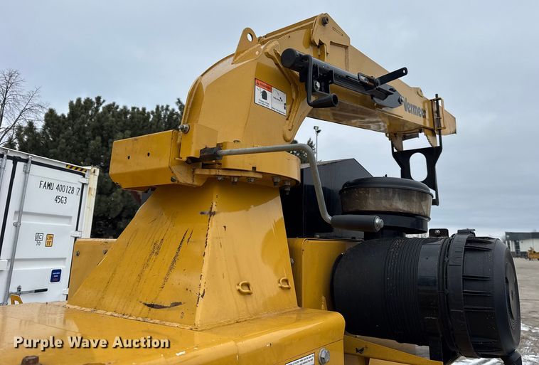 image for item EF2393 2024 Vermeer BC1800XL wood chipper