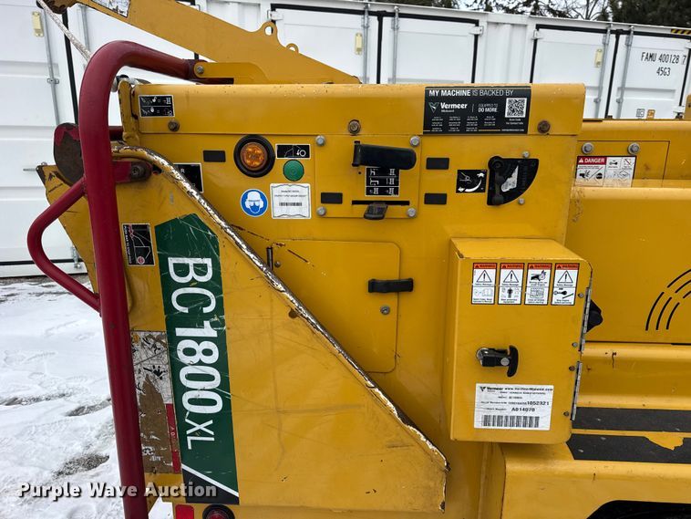 image for item EF2393 2024 Vermeer BC1800XL wood chipper