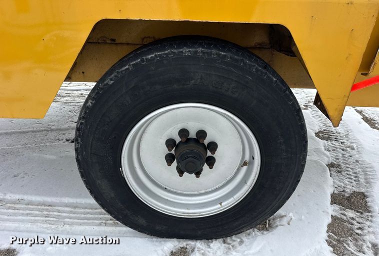 image for item EF2393 2024 Vermeer BC1800XL wood chipper