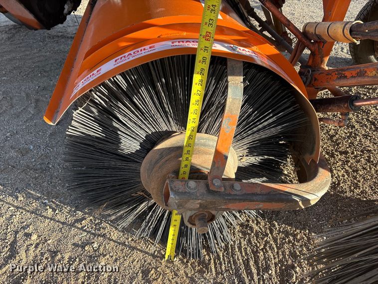 image for item EF6314 Broce RJT350 broom