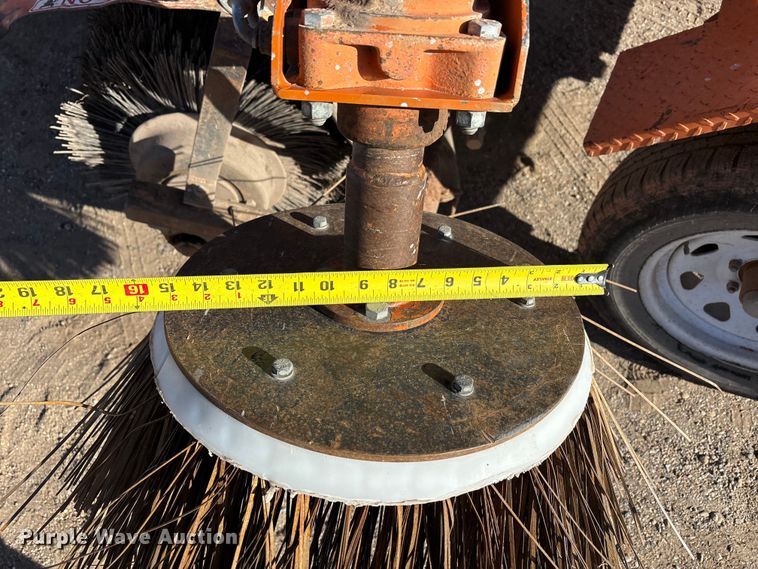 image for item EF6315 Broce RJT350 broom