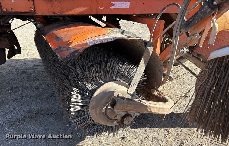 image for item EF6315 Broce RJT350 broom