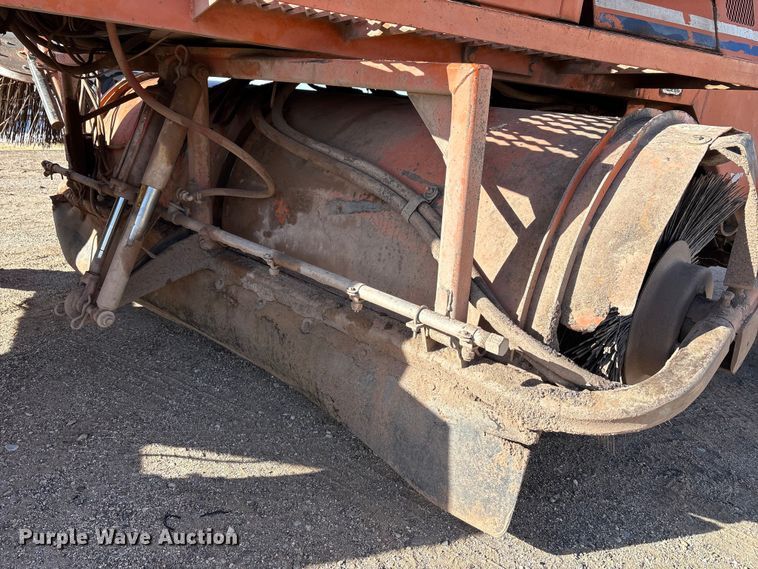 image for item EF6315 Broce RJT350 broom