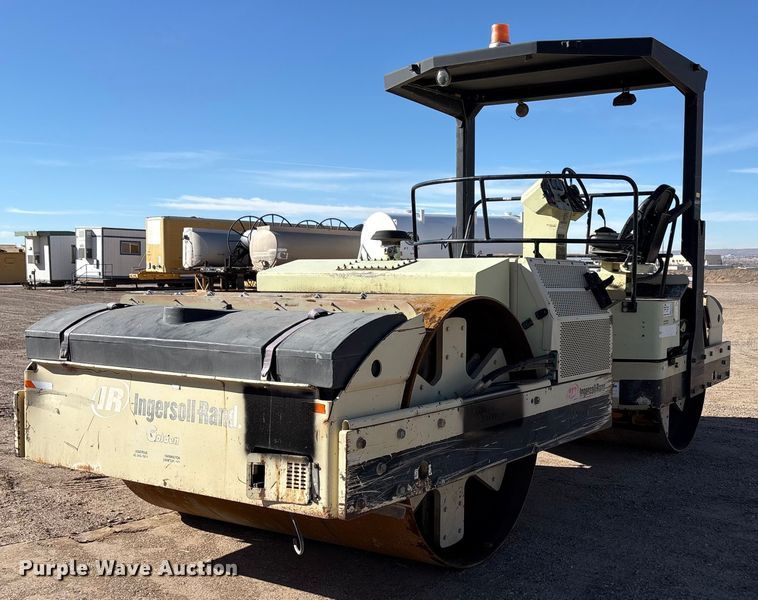 image for item EF6316 Ingersoll Rand DD-130 double drum vibratory roller