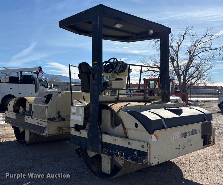 image for item EF6316 Ingersoll Rand DD-130 double drum vibratory roller