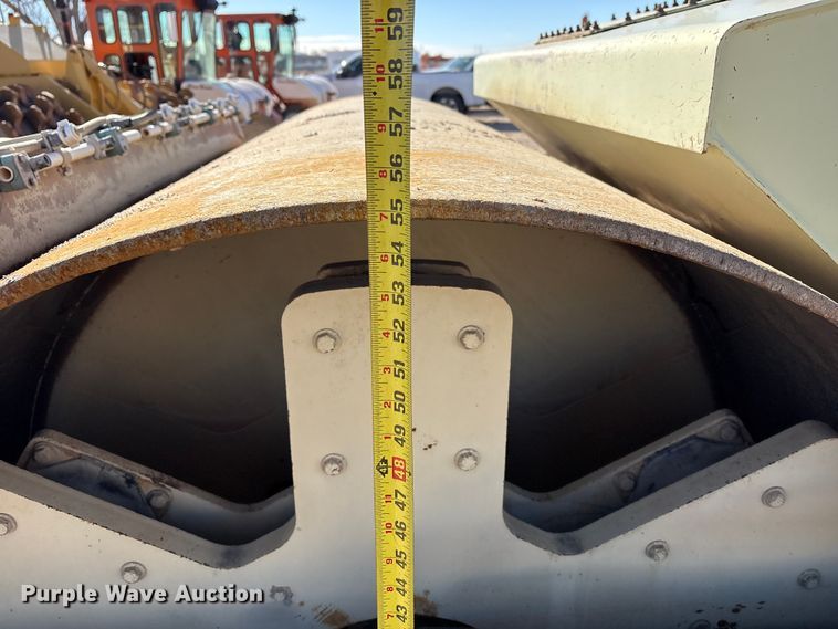 image for item EF6316 Ingersoll Rand DD-130 double drum vibratory roller