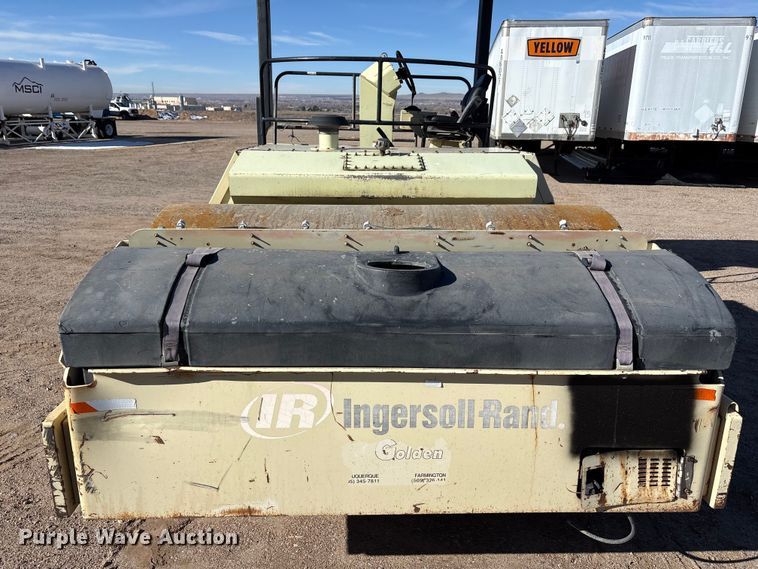 image for item EF6316 Ingersoll Rand DD-130 double drum vibratory roller
