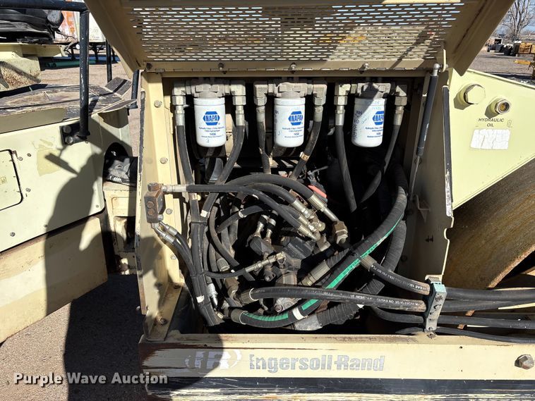 image for item EF6316 Ingersoll Rand DD-130 double drum vibratory roller