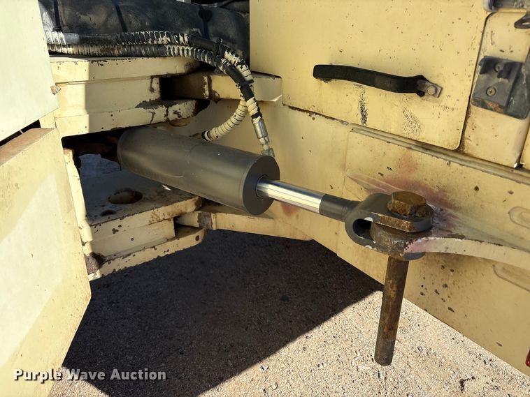 image for item EF6316 Ingersoll Rand DD-130 double drum vibratory roller