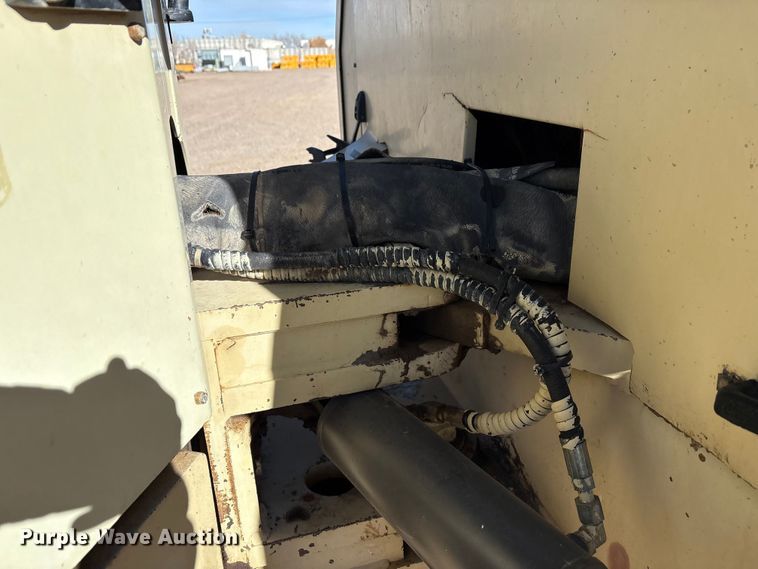 image for item EF6316 Ingersoll Rand DD-130 double drum vibratory roller