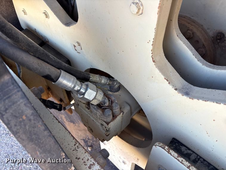 image for item EF6316 Ingersoll Rand DD-130 double drum vibratory roller