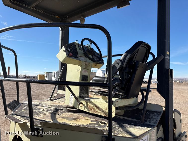 image for item EF6316 Ingersoll Rand DD-130 double drum vibratory roller