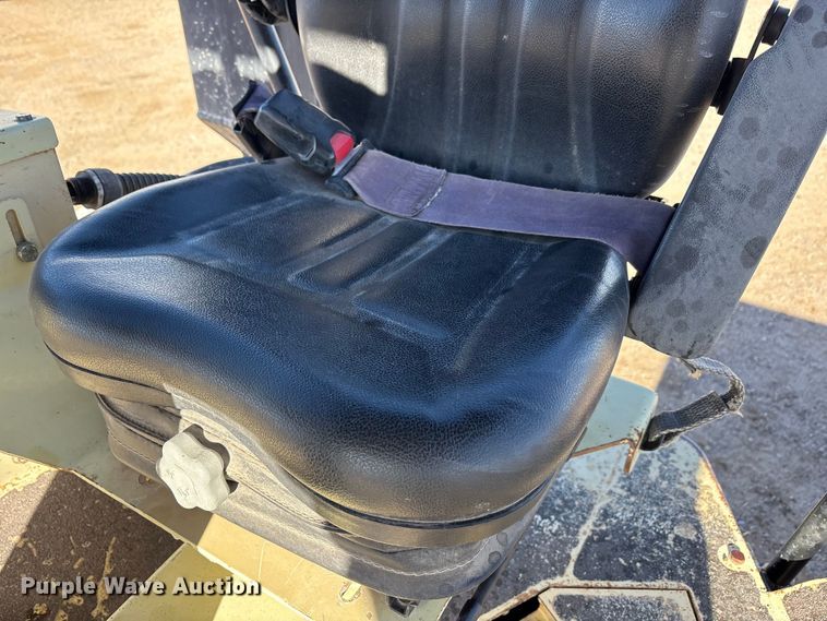 image for item EF6316 Ingersoll Rand DD-130 double drum vibratory roller