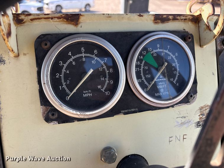 image for item EF6316 Ingersoll Rand DD-130 double drum vibratory roller