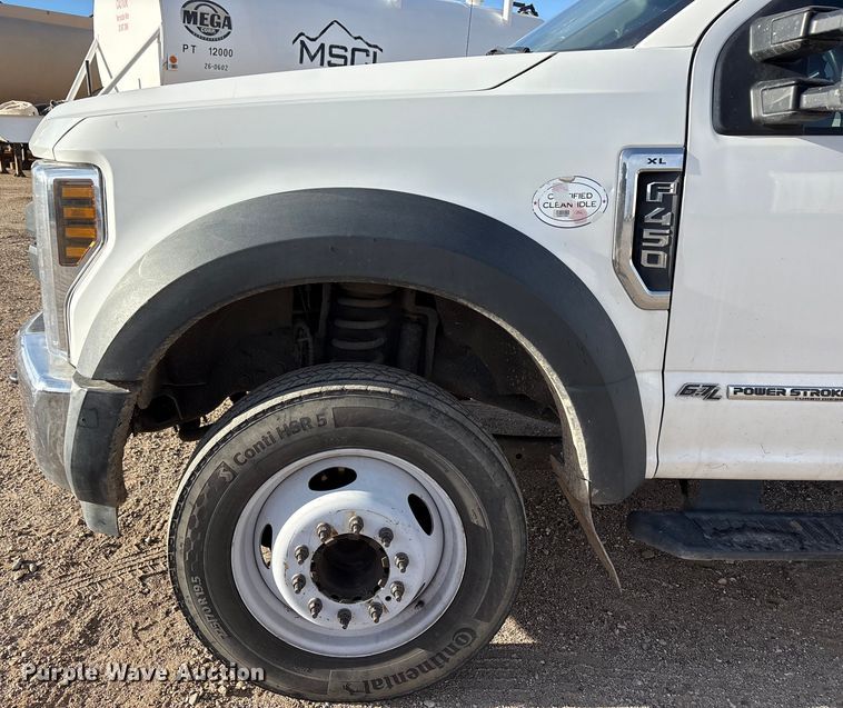 image for item EF6317 2019 Ford F450 Ext. Cab truck cab and chassis