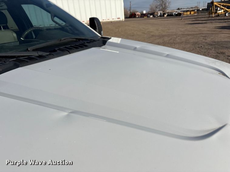 image for item EF6317 2019 Ford F450 Ext. Cab truck cab and chassis